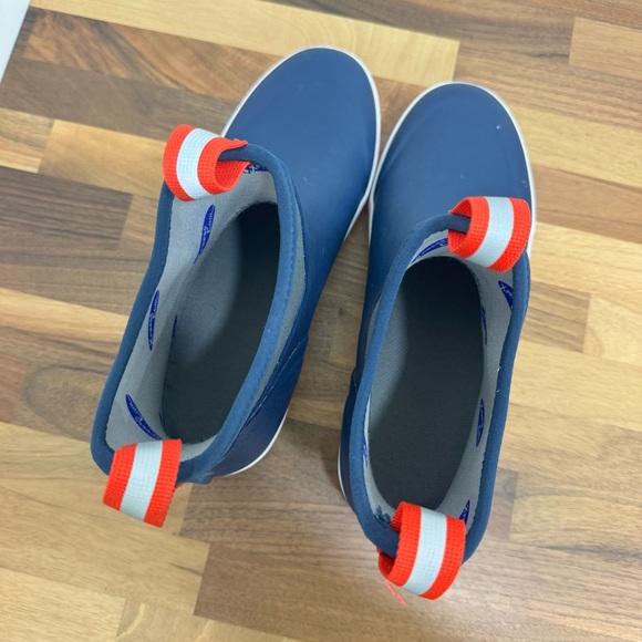 Xtratuf Men's 6 Inch Ankle Deck Boot - Navy/Red SIZE 8 - Picture 7 of 7